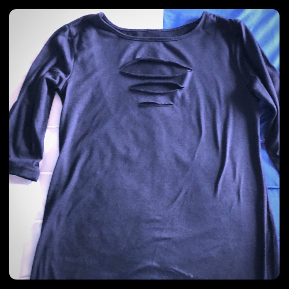 Distressed top